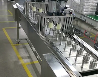 化妝品沖壓輸送系列-余姚市佳輝自動化設(shè)備有限公司